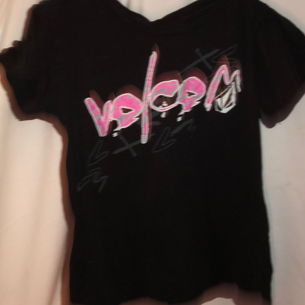 volcom t shirt